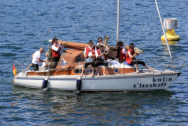 联赛中的佼 联赛中的佼